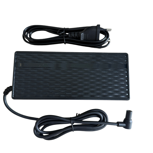 Xiaomi Elektrische Step Oplader 42V/53V – Geschikt voor Mi4 Ultra, Mi4 Pro, Navee S65 & S40 | EU Stekker | CE & RoHS Gecertificeerd
