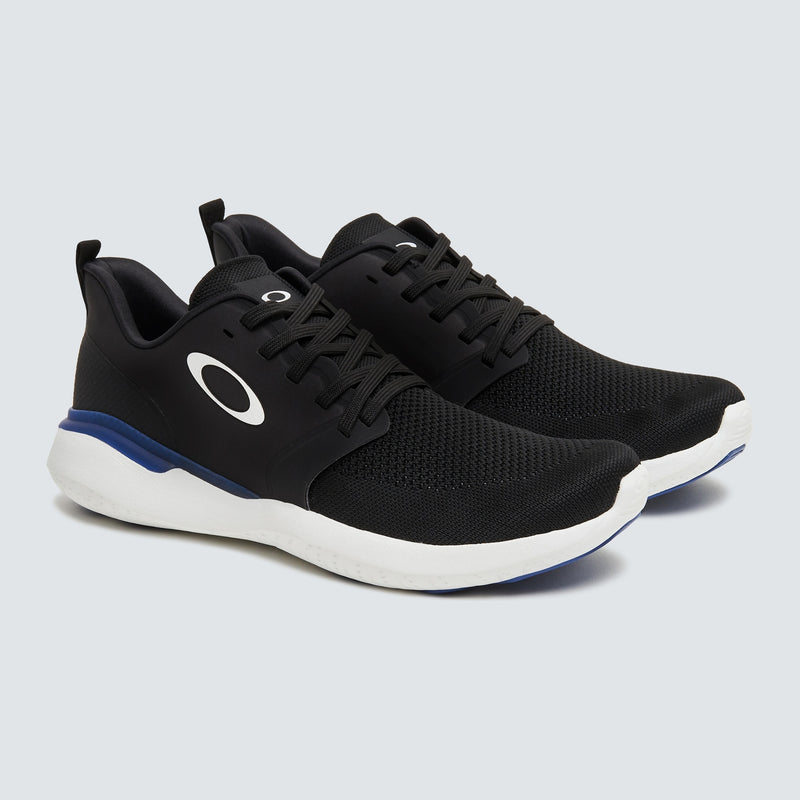 Oakley-Hammerhead-Blackout Sneakers